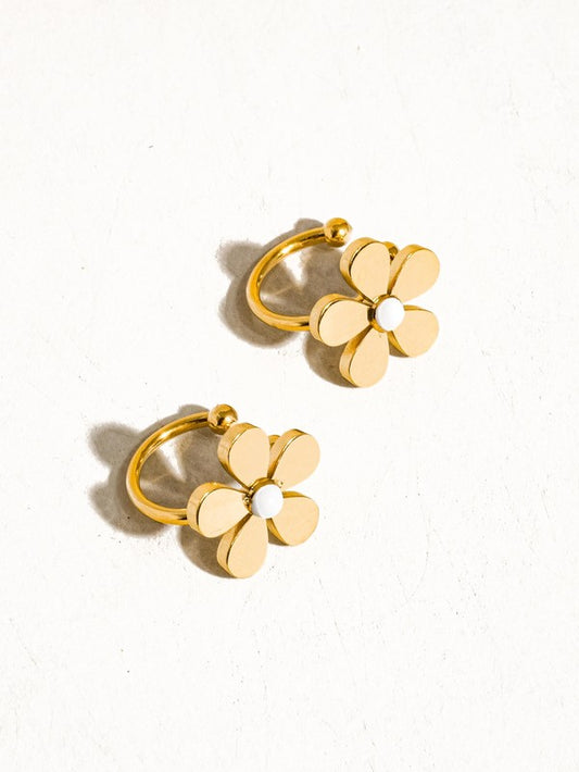 Daisy Ear Cuff