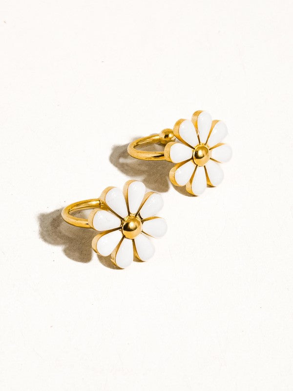 Daisy Ear Cuff