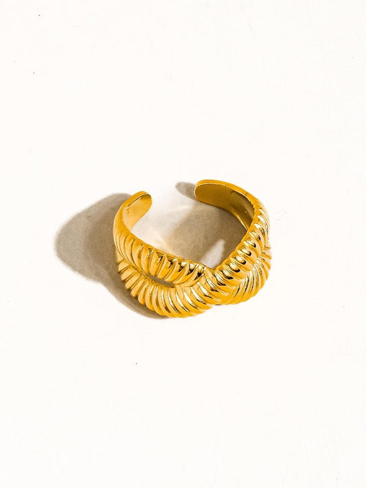Cross Spiral Ring