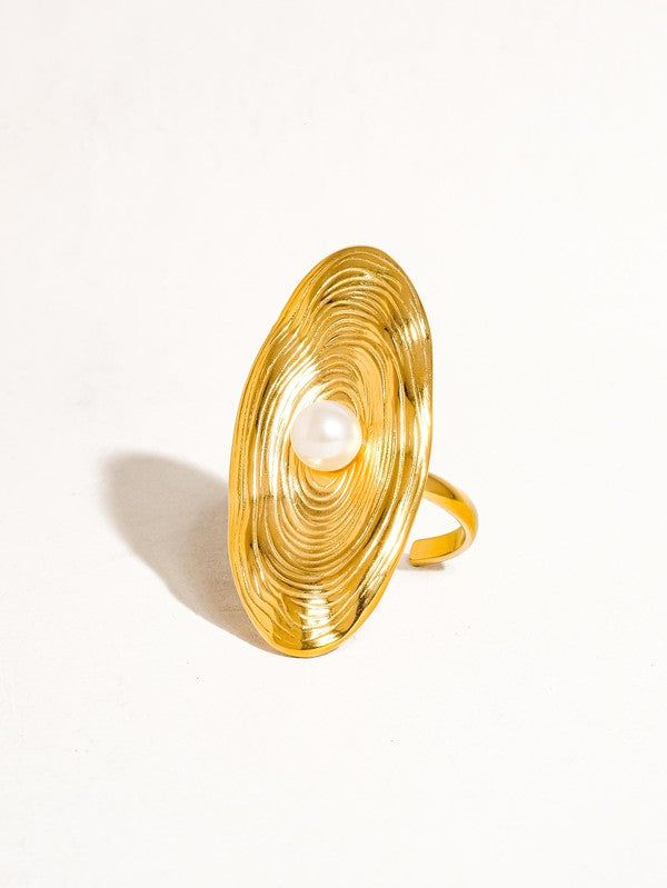 Oval Pearl Ring